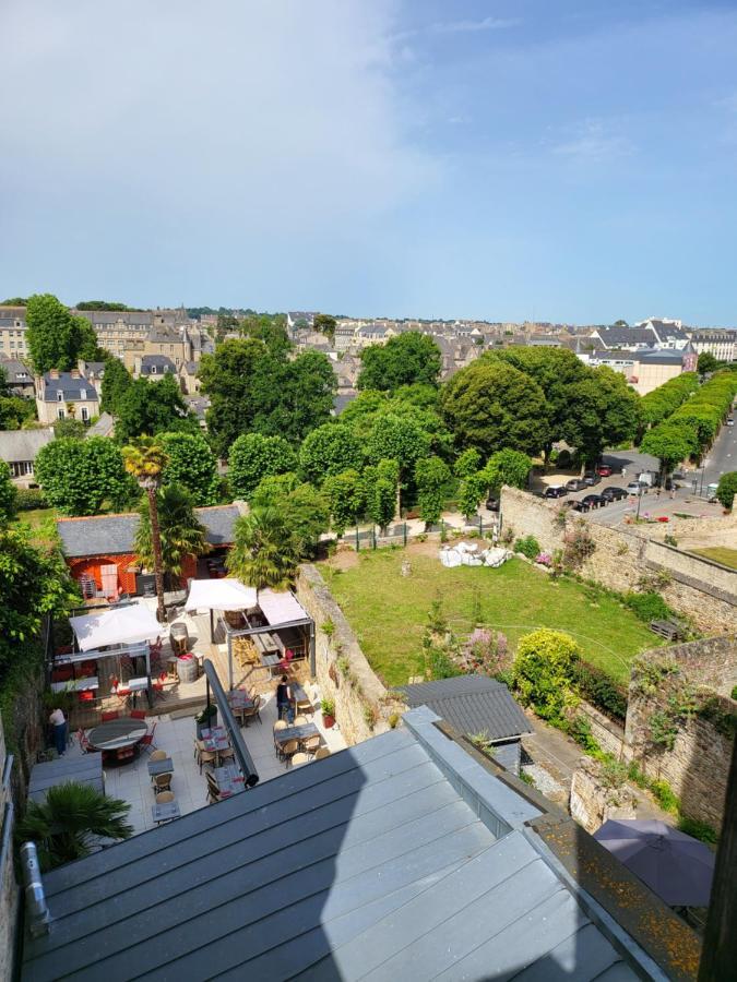 Les appartements du Marché Dinan Esterno foto