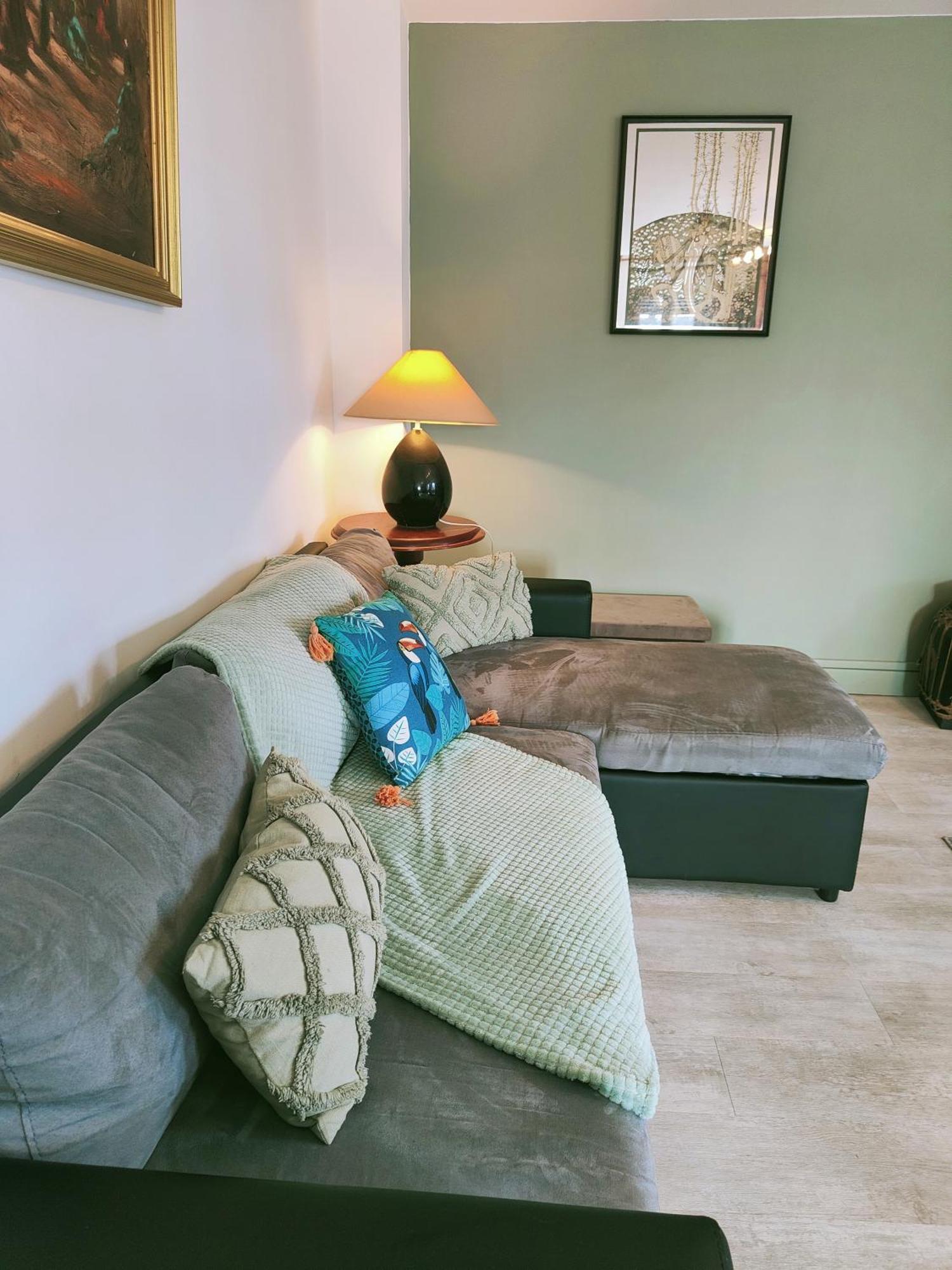 Les appartements du Marché Dinan Esterno foto